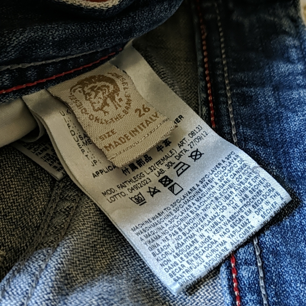 DIESEL - Faithlegg Straight Jeans - Picture 4 of 12